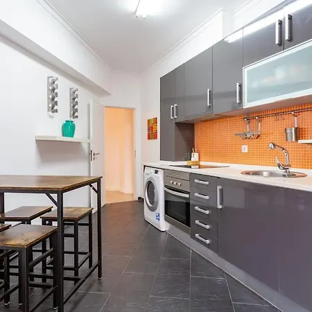 Portucale ! Lapa Vintage Lisboa